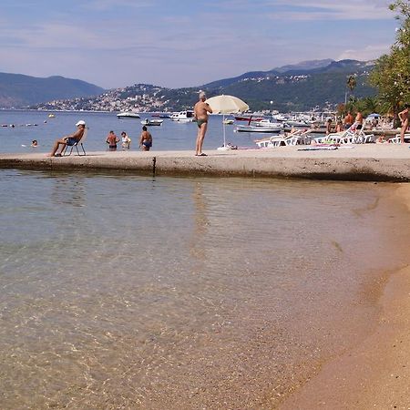 Apartment Begonia Of Kumbor Herceg Novi Exterior photo