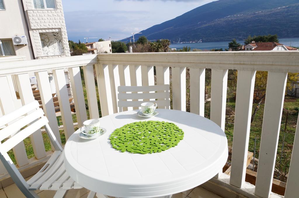 Apartment Begonia Of Kumbor Herceg Novi Exterior photo