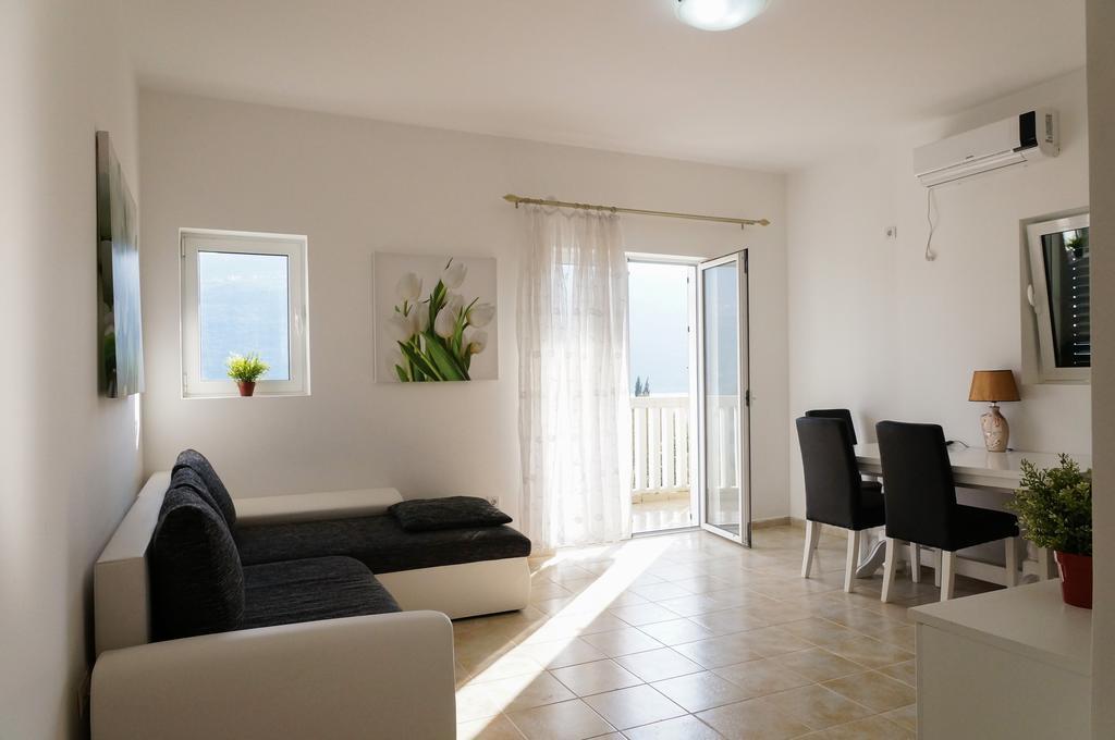 Apartment Begonia Of Kumbor Herceg Novi Exterior photo