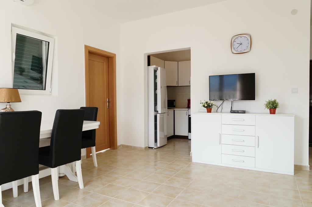 Apartment Begonia Of Kumbor Herceg Novi Exterior photo