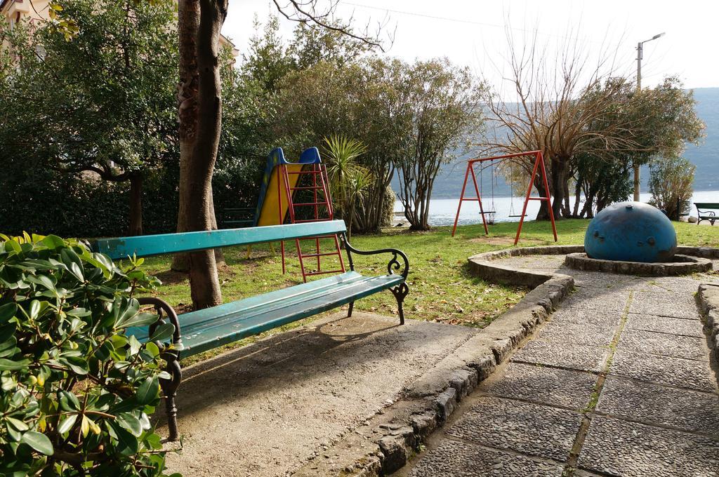 Apartment Begonia Of Kumbor Herceg Novi Exterior photo